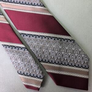 60s Beau Brummell Tie Narrow Short Striped Burgundy Vintage Mens Necktie 3x55